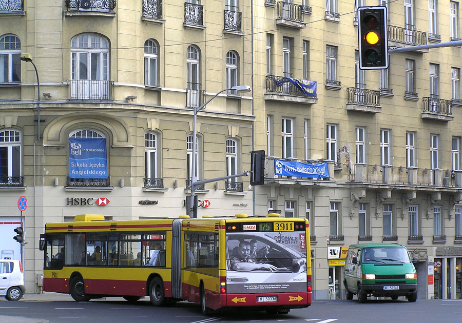 3911
Objazd Alej Jerozolimskich
Słowa kluczowe: NG313 3911 175 PlacTrzechKrzyży 2008