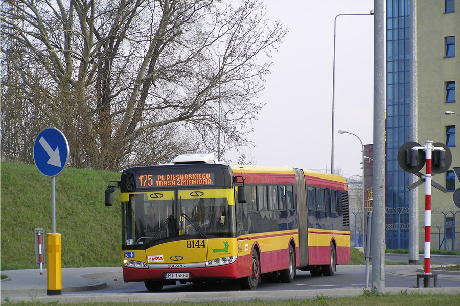 8144
Słowa kluczowe: SU18 8144 175 PortLotniczy 2008