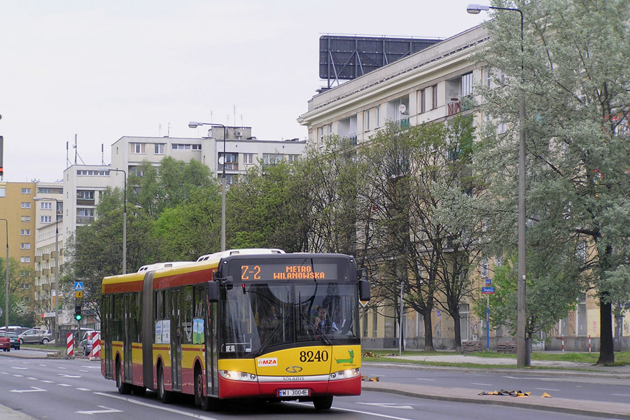 8240
Słowa kluczowe: SU18 8240 Z-2 AlejaNiepodległości 2008