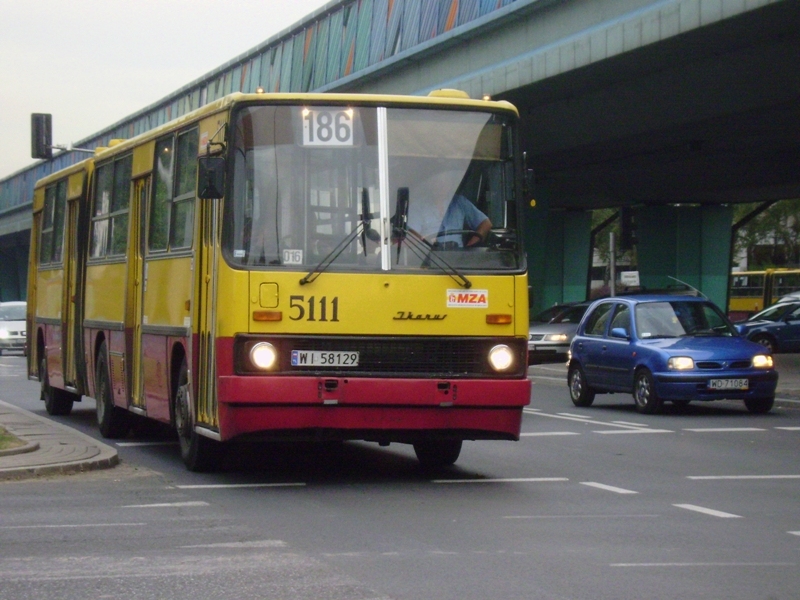 5111
Tęsknie choćby za tymi czasami, bo nie mówię już o 2007 roku...
Słowa kluczowe: IK280 5111 186 PrymasaTysiąclecia 2009