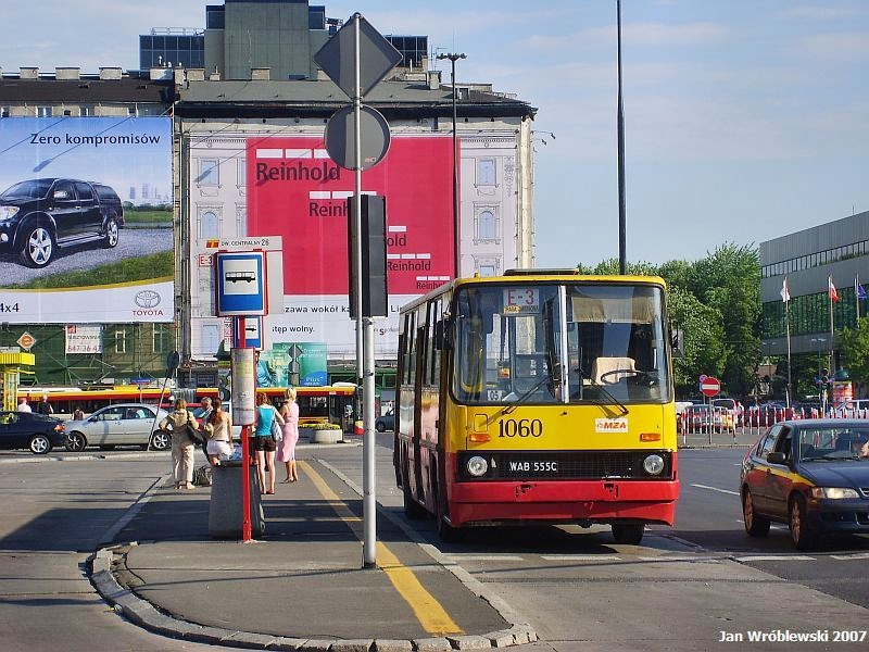 1060
E-3.. ciekawe sprzęty na tym jeździły..

Słowa kluczowe: Ik260 1060 E-3 EmiliiPlater 2007