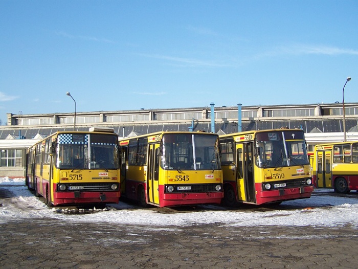 5715, 5545, 5510
5545 to na razie Redutowa. 5510 idzie na NB jak NG, a reszta leczy silniki
Słowa kluczowe: Ik280 5715 5545 5510 ORT 2009