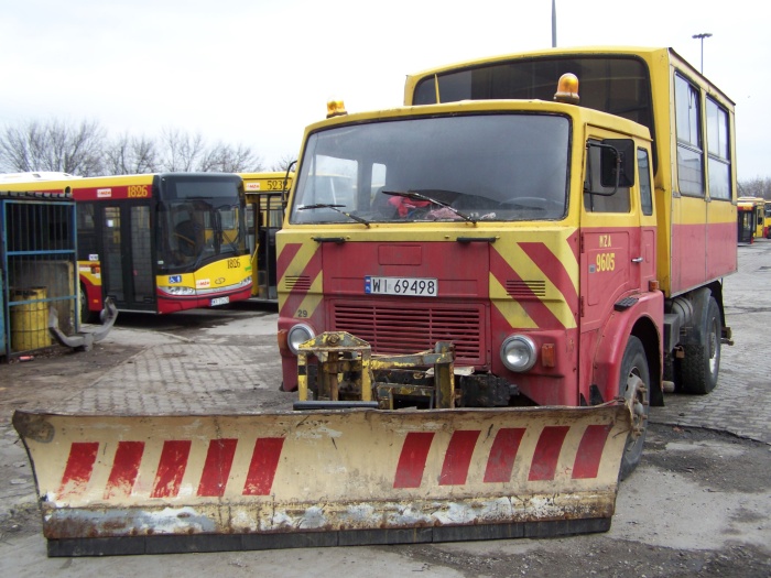 9605
Pług wygląda śniegu na Stalowej
Słowa kluczowe: Jelcz317 9605 ZajezdniaStalowa 2009