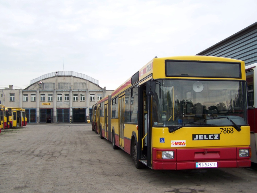 7868
Naprawa silnika
Słowa kluczowe: M181M 7868 ORT 2009