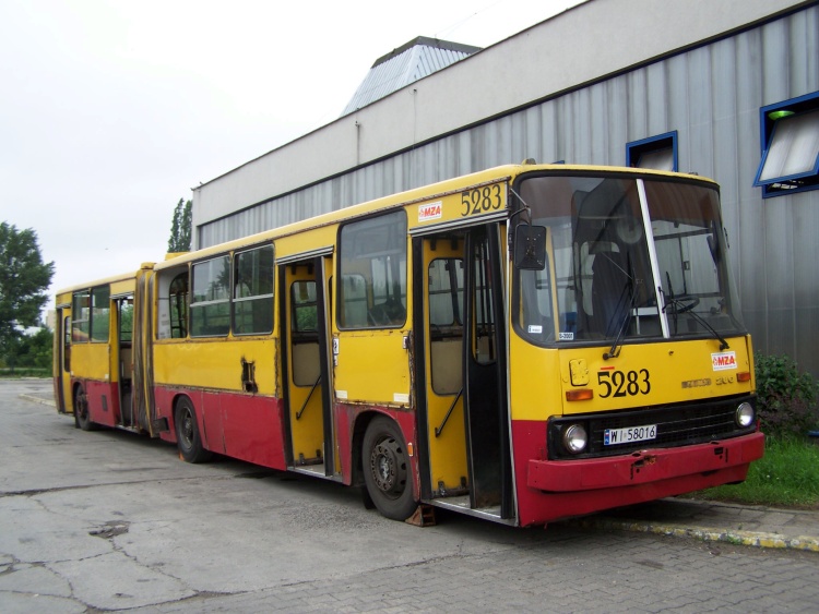 5283
Kasacja vel sprzedaż. Ex 5262 z R6
Słowa kluczowe: IK280 5283 ZajezdniaStalowa 2009