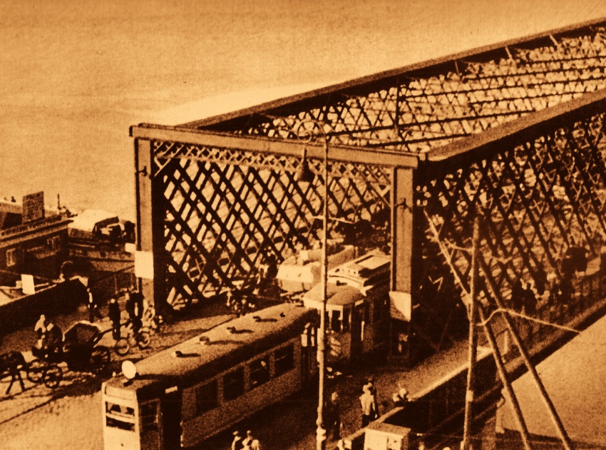 Wagon
Wjazd na Most Kierbedzia
Słowa kluczowe: MostKierbedzia 193x