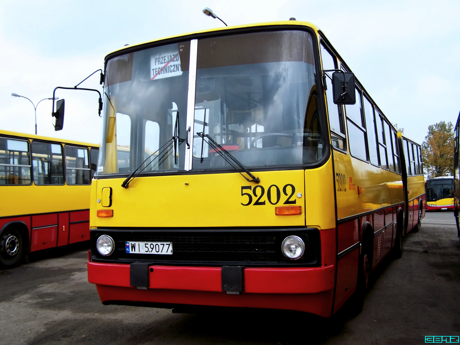 5202
Słowa kluczowe: IK280 5202 ZajezdniaOstrobramska 2010