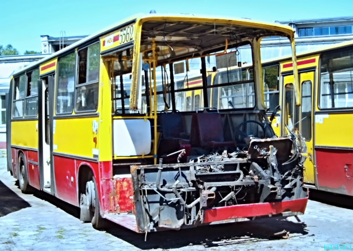 5562
Autobus naprawiono.
Słowa kluczowe: IK280 5562 ORT 2006