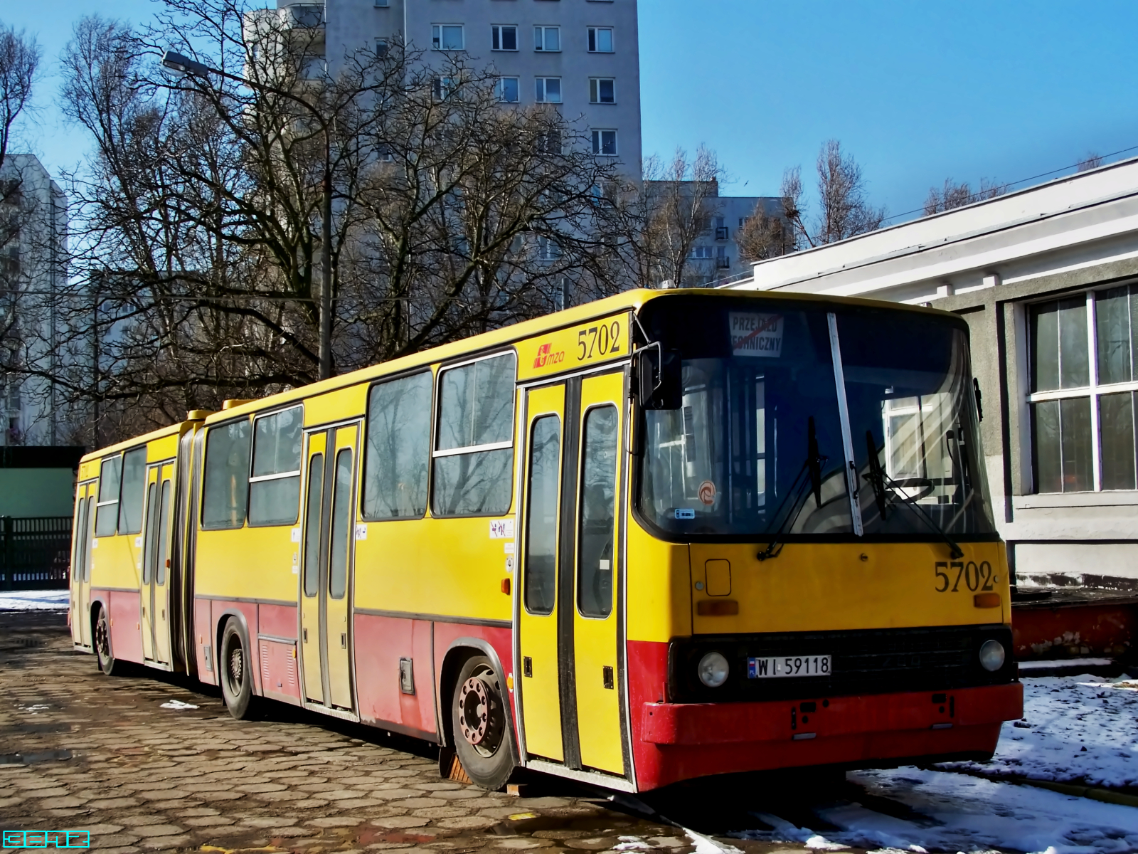 5702
Słowa kluczowe: Ik280 5702 ORT 2011