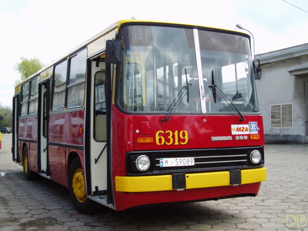 6330
Mycie po pierwszym remoncie.
Słowa kluczowe: MZA R13 R5 R11 R10 R7 Ikarus260 6330 2008