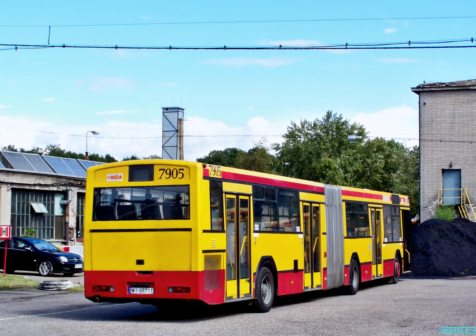 7905
Słowa kluczowe: M181M 7905 ZajezdniaRedutowa