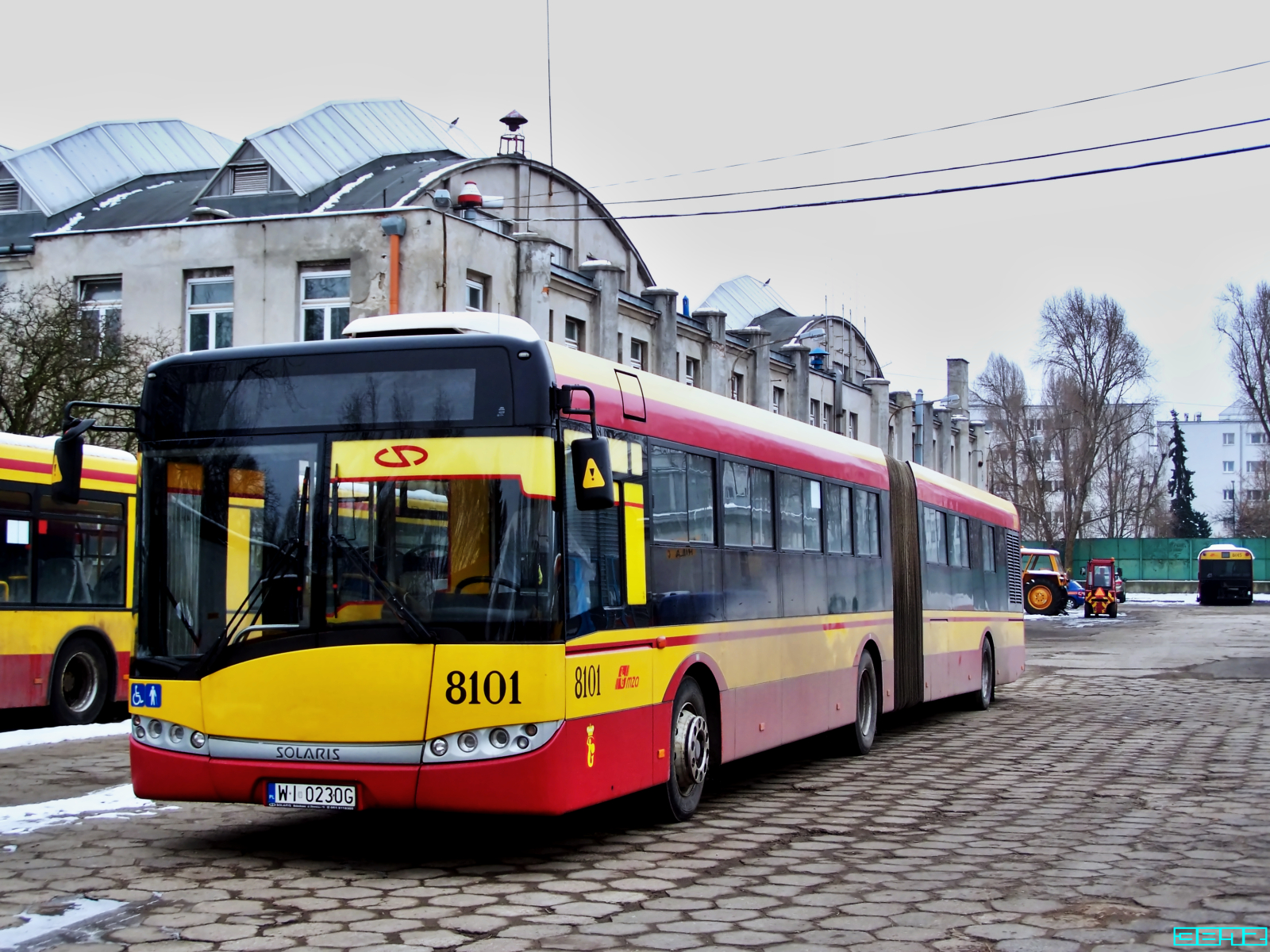 8101
Słowa kluczowe: SU18 8101 ORT 2011