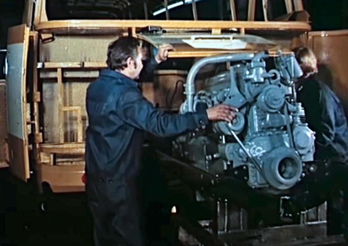 Autosan H9-21
Montaż silnika.
Słowa kluczowe: Autosan H9-21 SFA Sanok 1981