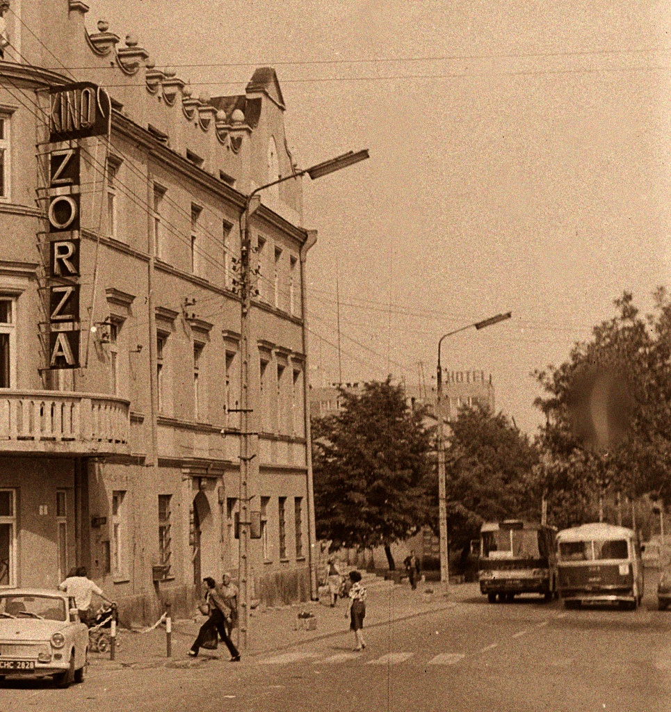 AutosanH9-35, SANH100B
Foto: Grażyna Rutowska.
Zdjęcie jest własnością NAC.
Wszelkie prawa zastrzeżone.

Słowa kluczowe: AutosanH9-35 SANH100B Chełm 1979