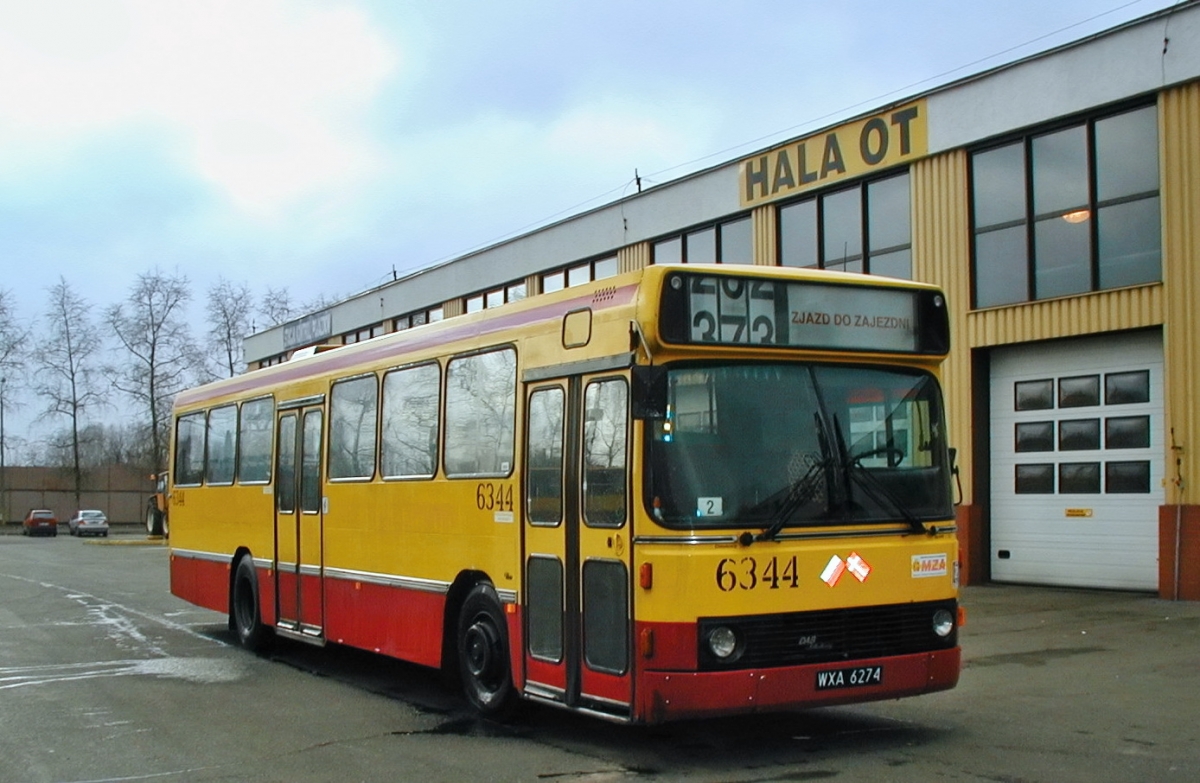 6344
Foto: Andrzej Neuman MZA.
Słowa kluczowe: DAB 6344 373 ZajezdniaKleszczowa 2001