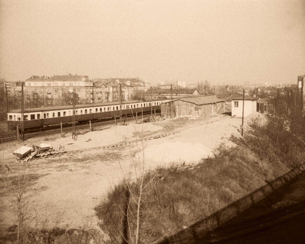 EW51
Elektryk niegdyś na Powiślu.

Foto: Zbigniew Szczypka.
Zdjęcie jest własnością NAC.
Wszelkie prawa zastrzeżone.

Słowa kluczowe: EW51 Powiśle 1961