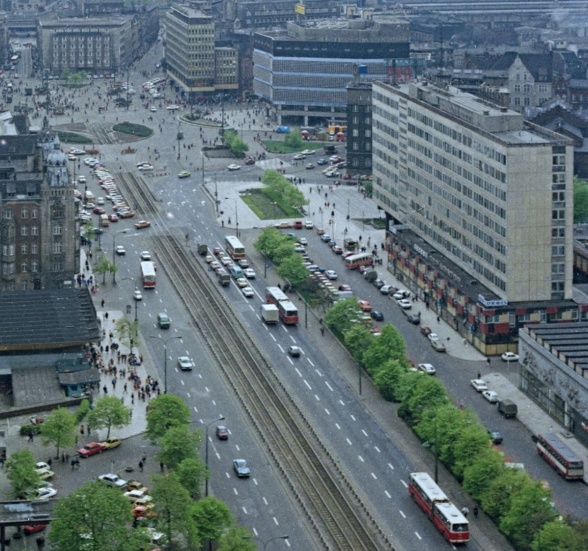 Ikarus 280, JelczPR110
Zdjęcie jest własnością NAC.
Wszelkie prawa zastrzeżone.

Słowa kluczowe: IK280 PR110 Korfantego Katowice 1989