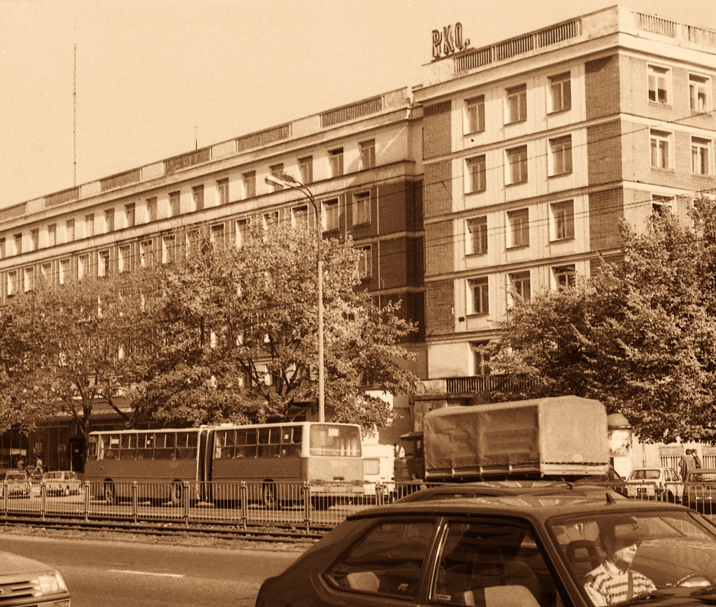 2649

Foto: Zbigniew Tyszka.
Zdjęcie jest własnością NAC.
Wszelkie prawa zastrzeżone.

Słowa kluczowe: IK280 2649 127 Grójecka 1993