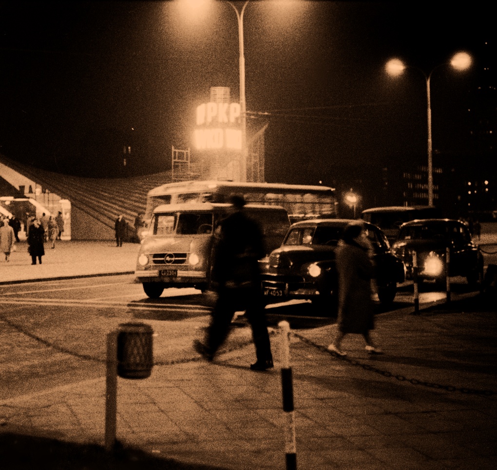 Ikarus620
Foto: Zbyszko Siemaszko.
Zdjęcie jest własnością NAC.
Wszelkie prawa zastrzeżone.

Słowa kluczowe: IK620 AlejeJerozolimskiePlacZawiszy 1963