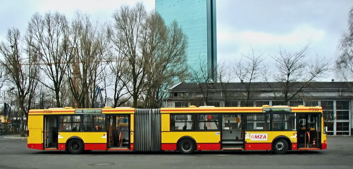 7550
Piękna żaba.

Foto: Andrzej Neuman MZA.
Słowa kluczowe: IK417 7550 ZajezdniaInflancka 2001