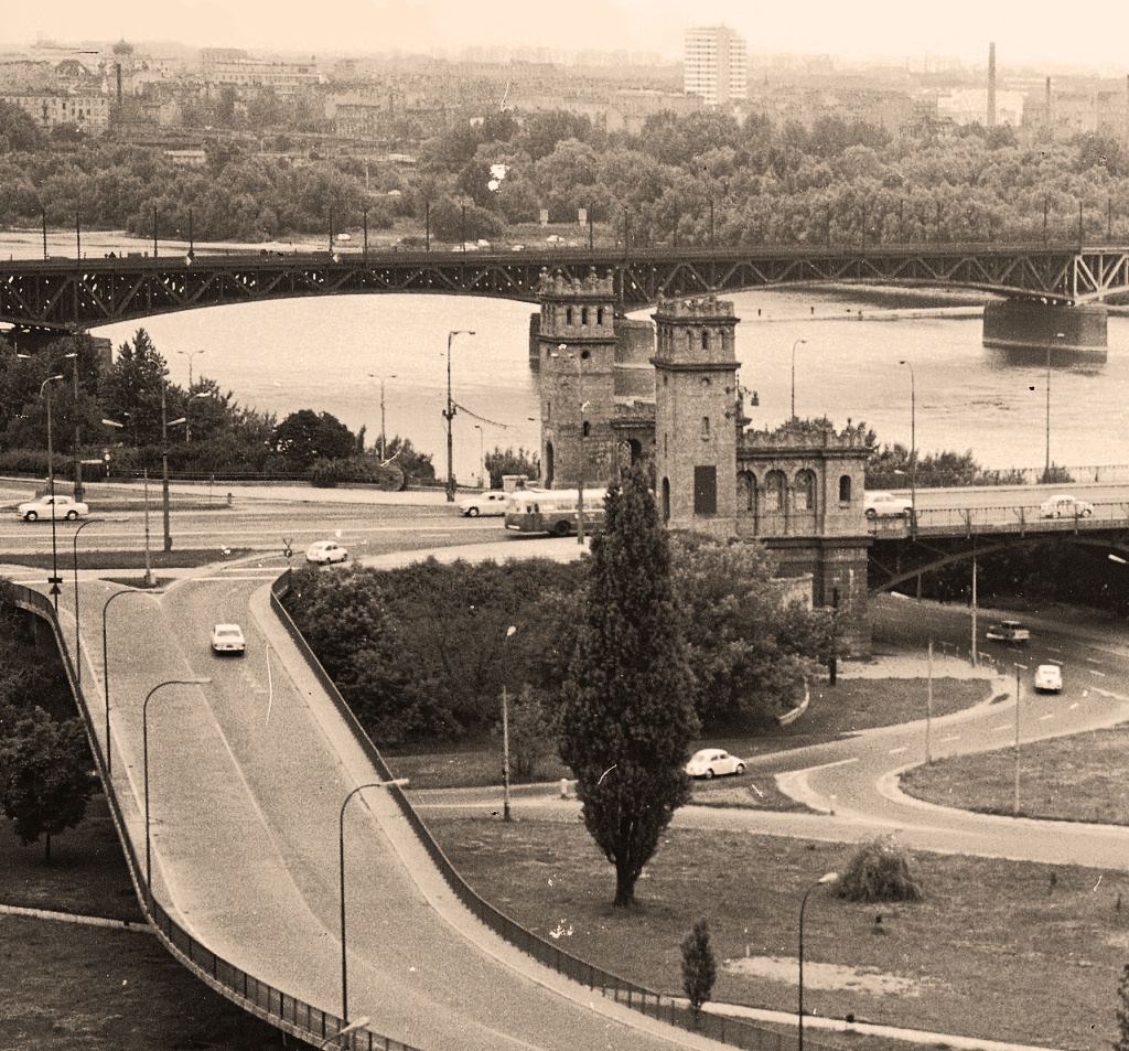 JelczMEX272
Pośpieszny ogórek.

Foto: Grażyna Rutowska.
Zdjęcie jest własnością NAC.
Wszelkie prawa zastrzeżone.

Słowa kluczowe: MEX272 MostPoniatowskiego 1973