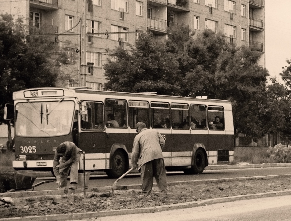 3025
3025: produkcja 1973, 0095WS, R5, od 11.06.1973 R9, skasowany w listopadzie 1979.

Foto: Grażyna Rutowska.
Zdjęcie jest własnością NAC.
Wszelkie prawa zastrzeżone.

Słowa kluczowe: PR100 3025 489 Puławska 1977