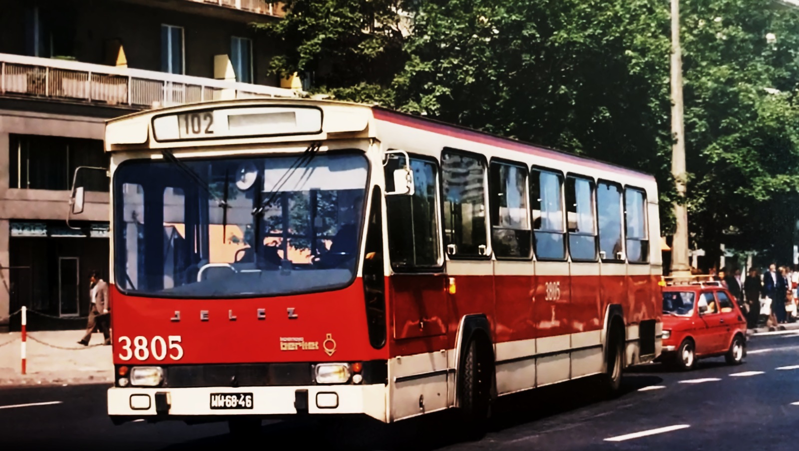 3805
To taki prezent dla Was na 2023. ;)

3805: produkcja 1976, WW6846, R10, od marca 1980 R9, kasacja 25.07.1983.

Foto: z archiwum Berliet/Renault.

Słowa kluczowe: PR100 3805 102 ŚwiętokrzyskaEmiliiPlater 1976