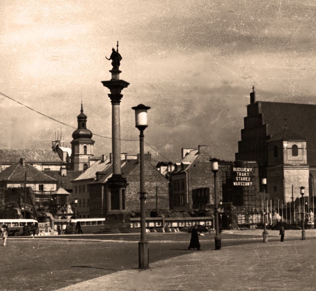 MavagTR5
Krańcówka linii do Muzeum Narodowego.

Foto: Stefan Rassalski.
Zdjęcie jest własnością NAC.
Wszelkie prawa zastrzeżone.

Słowa kluczowe: MavagTR5 PlacZamkowy 1949