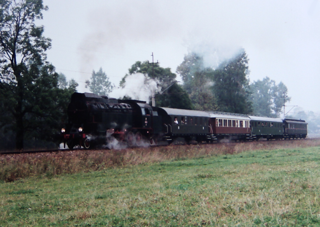 OKz32
Pociąg retro na górskich szlakach.

Foto: Jerzy Szeliga.
Zdjęcie jest własnością NAC.
Wszelkie prawa zastrzeżone.

Słowa kluczowe: OKz32 Chabówka 1992