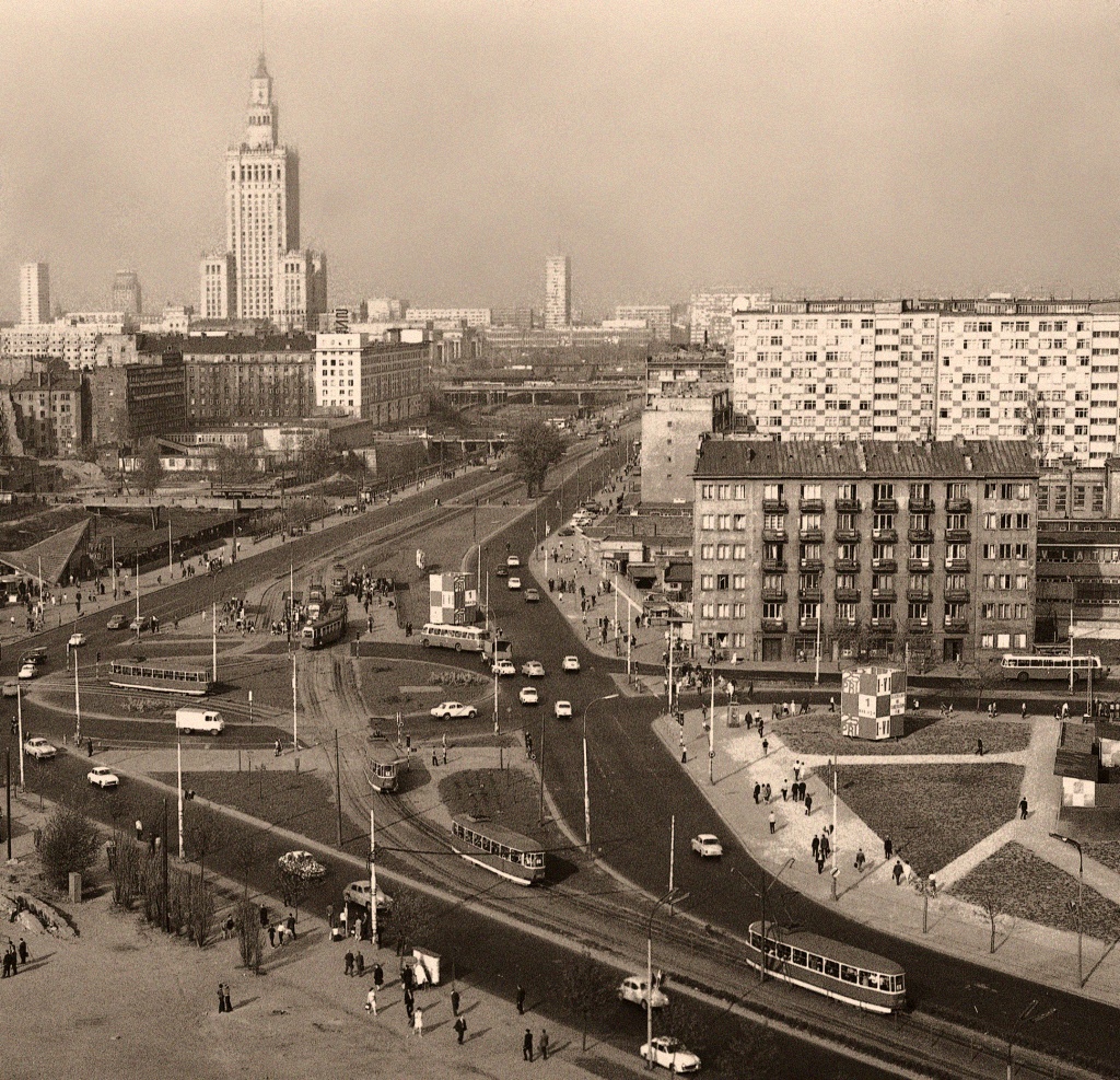 91
Na rok przed kasacją.

Foto: Zbyszko Siemaszko.
Zdjęcie jest własnością NAC.
Wszelkie prawa zastrzeżone.


 
Słowa kluczowe: Skoda8Tr 91 Raszyńska 1968