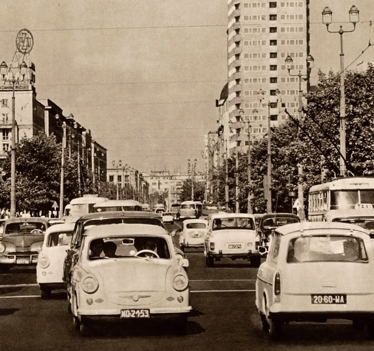 Skoda9TR
Skody na Świętokrzyskiej.
Słowa kluczowe: Skoda9TR 56 Świętokrzyska 1964