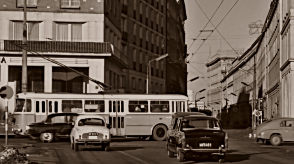 137
137: Skoda9Tr1, produkcja 1962, R9, kasacja 1970.

Foto: Jerzy Piasecki.
Zdjęcie jest własnością NAC.
Wszelkie prawa zastrzeżone.

Słowa kluczowe: Skoda9Tr 137 56bis ŚwiętokrzyskaMazowiecka 1964