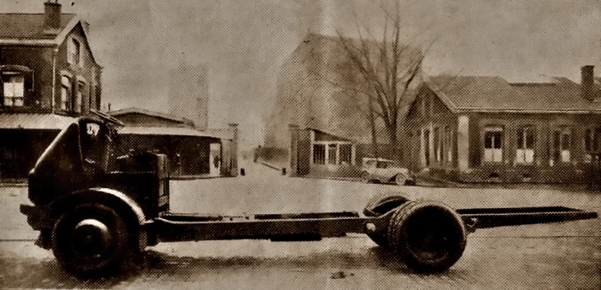 Somua
Podwozie Somua z silnikiem 4-cylindrowym, przeznaczone do zabudowy dla Warszawy.
Słowa kluczowe: Somua 1928
