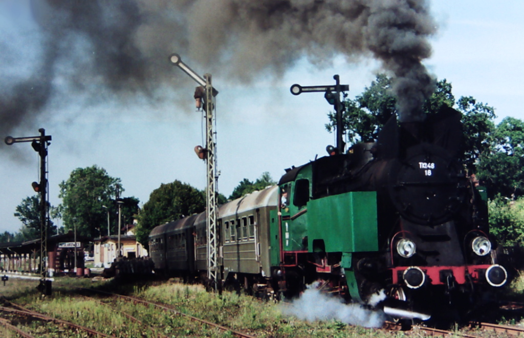 TKt48-18
W Mysłakowicach koło Jeleniej Góry.

Foto: Jerzy Szeliga.
Zdjęcie jest własnością NAC.
Wszelkie prawa zastrzeżone.

Słowa kluczowe: TKt48-18 MysłakowiceJeleniaGóra 1999