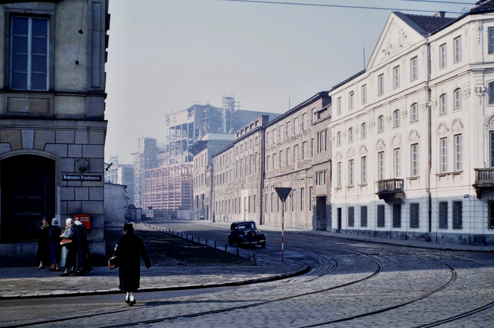 Tory tramwajowe Trębacka
Foto: Mogens Torsleff.
Zdjęcie jest własnością NAC.
Wszelkie prawa zastrzeżone.
Rekonstrukcja: Omni-Bus.
Słowa kluczowe: Torowisko Trębacka KrakowskiePrzedmieścieTrębacka 1959