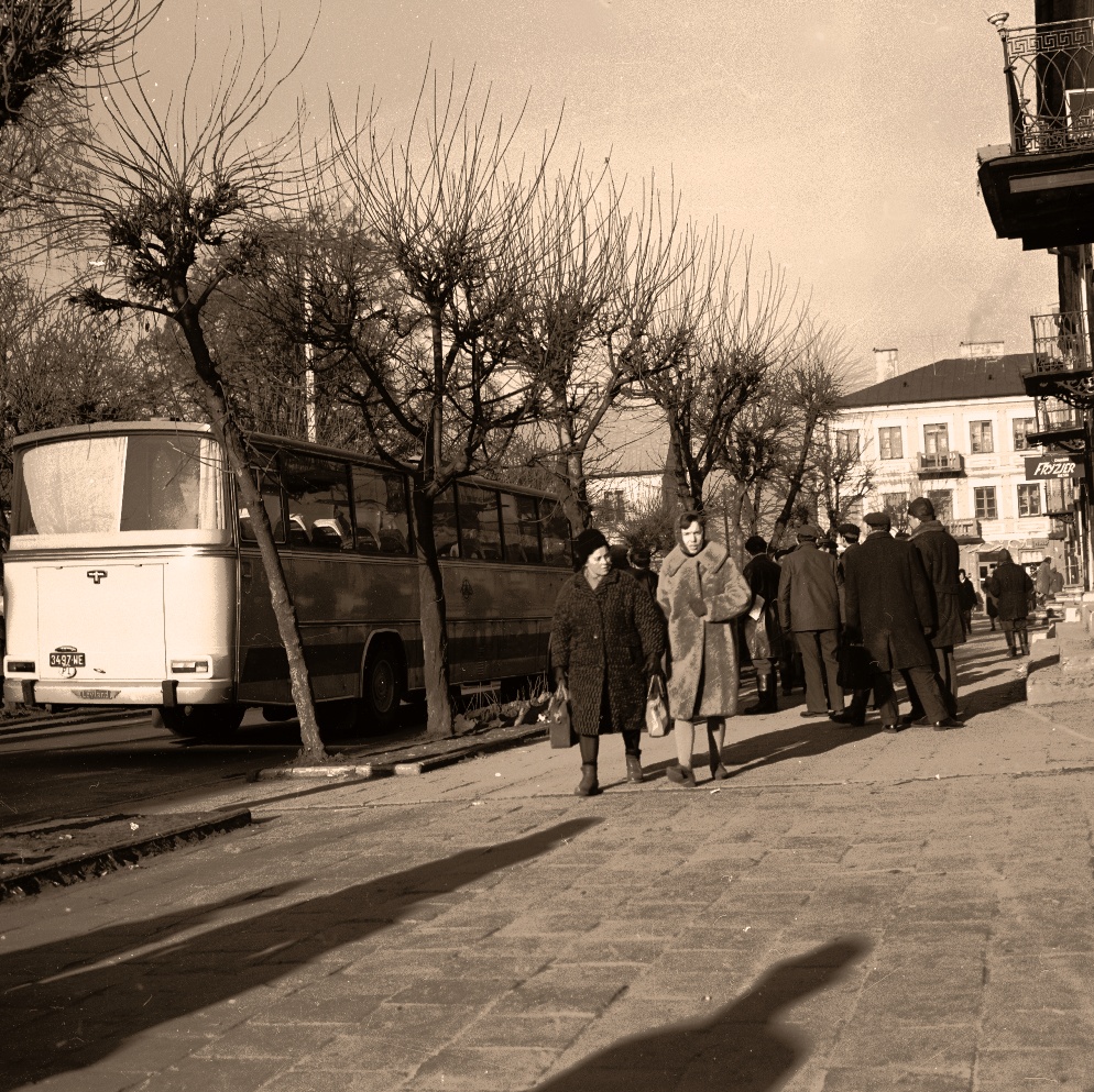 VanHoolLeyland
Foto: Grażyna Rutowska.
Zdjęcie jest własnością NAC.
Wszelkie prawa zastrzeżone.

Słowa kluczowe: VanHoolLeyland Krasnystaw 1968