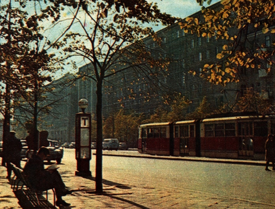 Wagon PN
Przegubowiec na Marszałkowskiej.
Słowa kluczowe: WagonPN Marszałkowska 1967