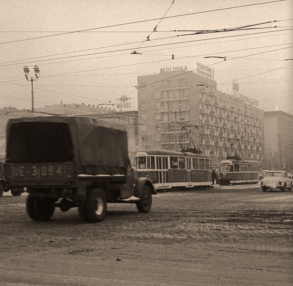 506
Czwarta z pierwszej serii, tzw prototypów.

Foto: Grażyna Rutowska.
Zdjęcie jest własnością NAC.
Wszelkie prawa zastrzeżone.

Słowa kluczowe: Wagon13N 506 2 MarszałkowskaAlejeJerozolimskie 1967