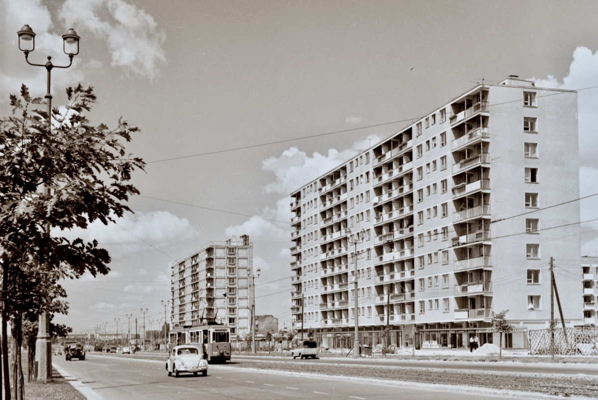 868
Foto: Jerzy Piasecki.
Zdjęcie jest własnością NAC.
Wszelkie prawa zastrzeżone.

Słowa kluczowe: Wagon4N 868  29 Marchlewskiego 1964