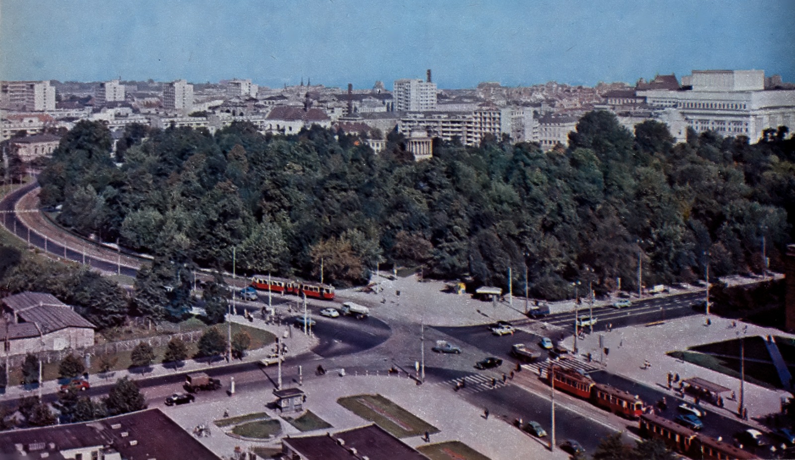 WagonF+P14, WagonN+P15
Foto: Henryk Jurko.
Słowa kluczowe: WagonF+P14 WagonN+P15 MarszałkowskaKrólewska 1963