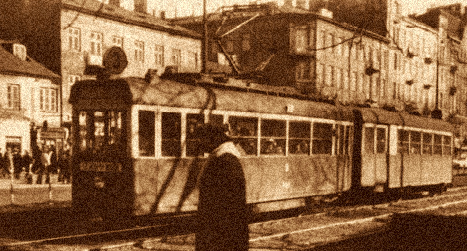 447-1
Stary tramwaj już kończy jazdę po Pradze. 
Chwila przed ich kasacją.
Słowa kluczowe: WagonK 447-1 P15 3 Targowa 1974