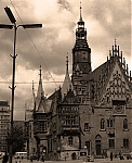 Jelcz043_Rynek_Wroclaw_07_1968_fot__Grazyna_Rutowska.jpg