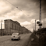 Przystanek_MPA_GrojeckaWeryKostrzewy_1958_fot__Zbyszko_Siemaszko.jpg
