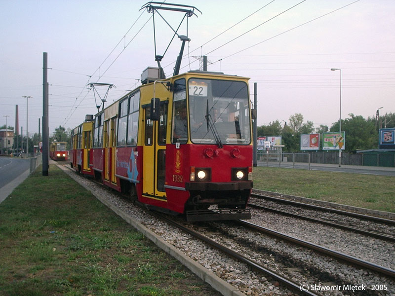 1332+1331
Słowa kluczowe: 105Na 1332+1331 22 Odrowąża