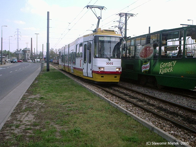 3002
Tego dnia wóz 3002 wyjechal na trasę po długim staniu na zajezdni i "przyklejeniu się" do szyn
Słowa kluczowe: 116N 3002 46 Odrowąża