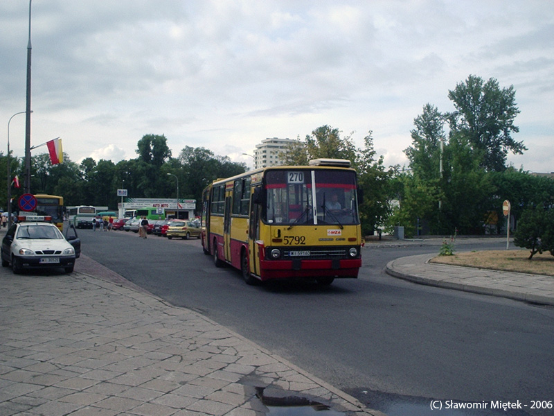 5792
Słowa kluczowe: IK280 5792 270 PowązkiCmWojskowy