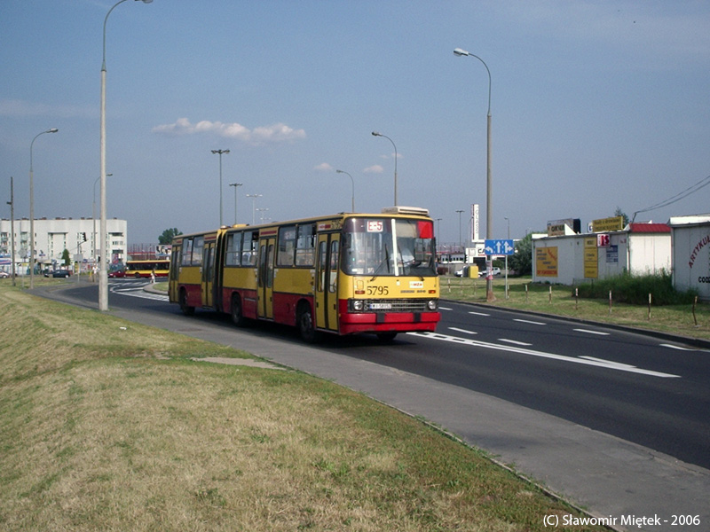 5795
Słowa kluczowe: IK280 5795 E-5 BoraKomorowskiego