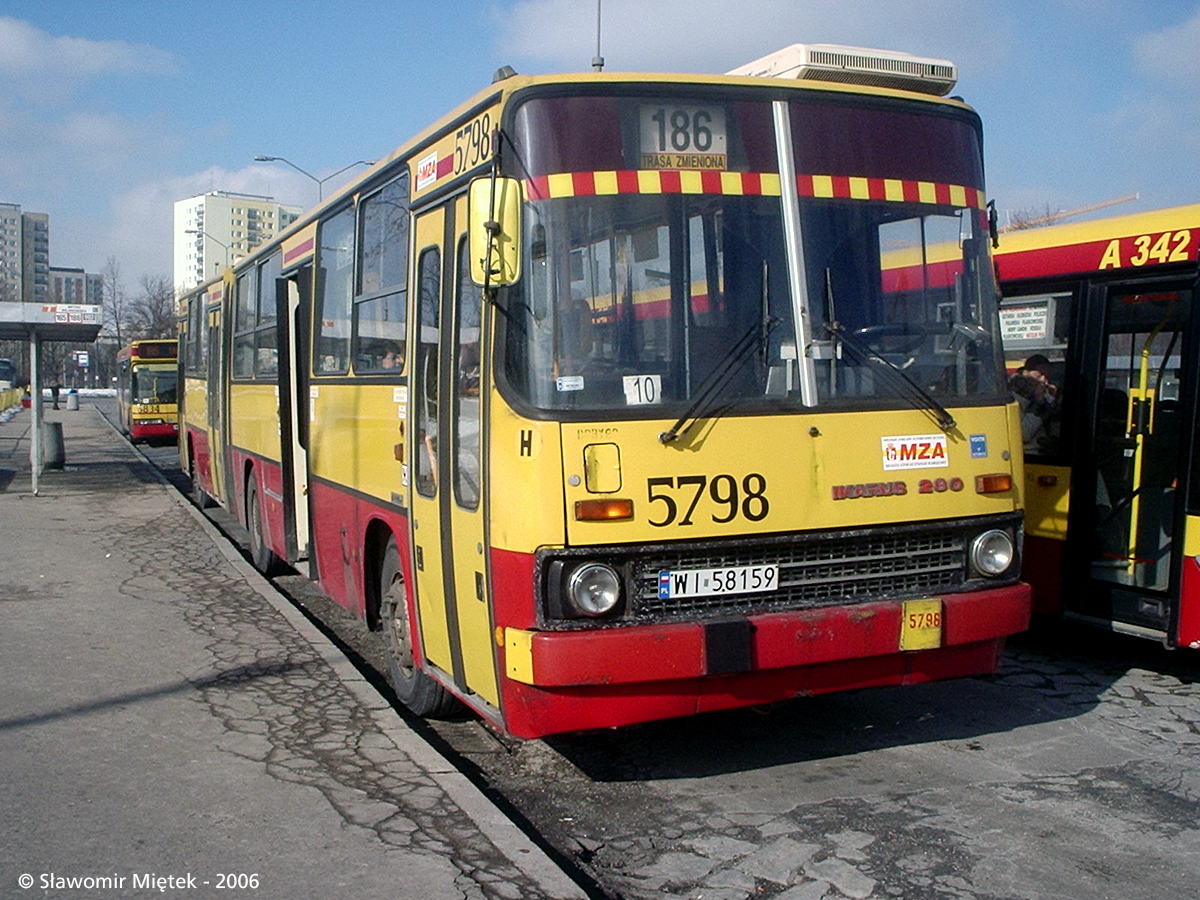 5798
Słowa kluczowe: IK280 5798 186 MetroWilanowska