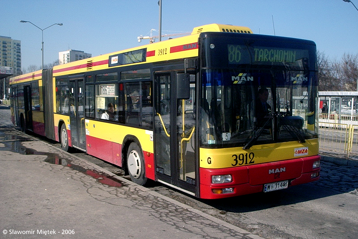 3912
Słowa kluczowe: NG313 3912 186 MetroWilanowska