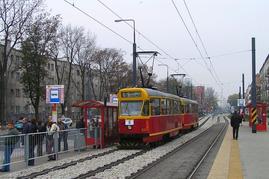 590+491
Niby podobnie jak dziś, a jednak zupełnie inaczej.
Słowa kluczowe: 13N 590+491 6 Słowackiego